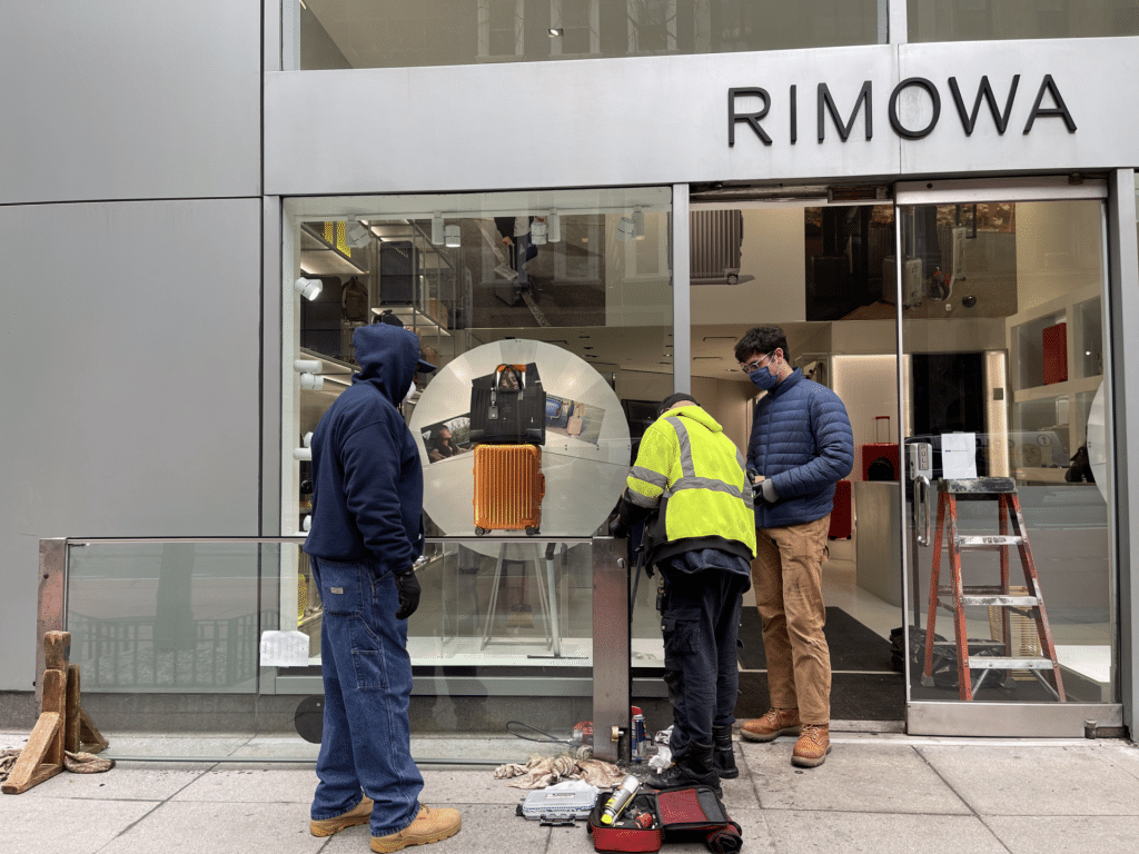 Golden Key Locksmith NYC Install Commercial Glass Door In NYC