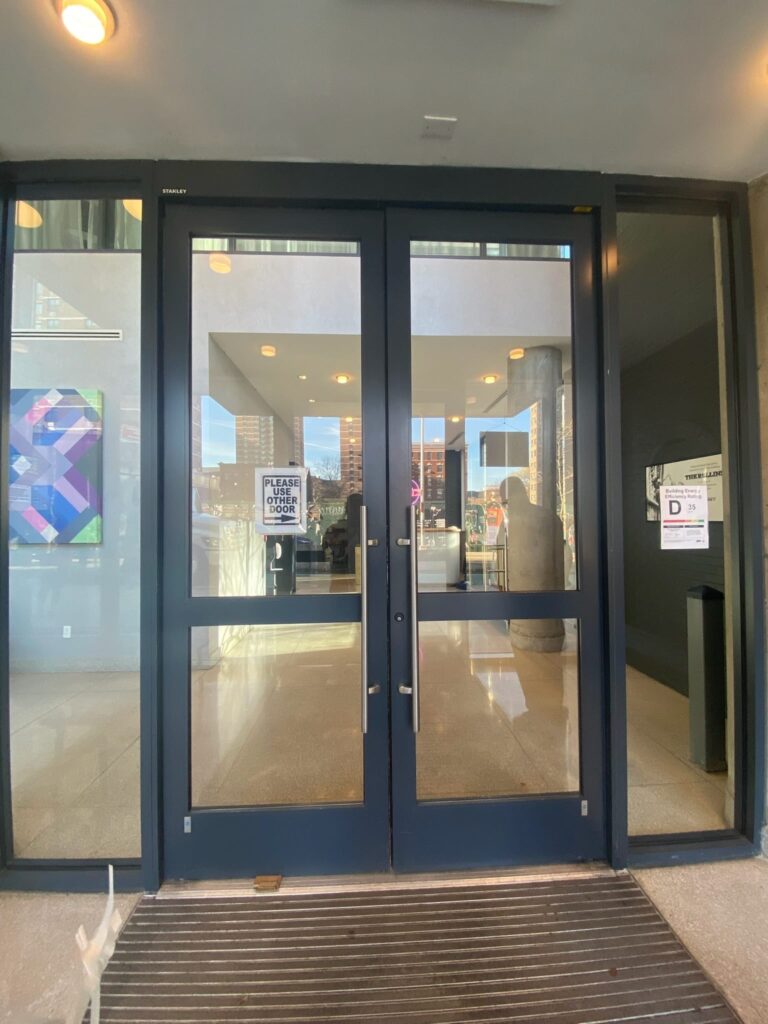 Golden Key Locksmith NYC technician on service in Manhattan Valley, Manhattan NYC