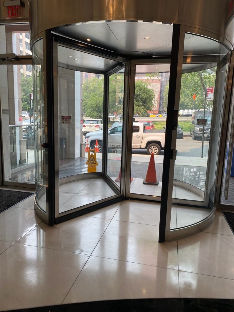 Golden Key Locksmith NYC technician on service in Midtown, Manhattan NYC